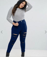 Load image into Gallery viewer, High Waisted Ripped Jeans